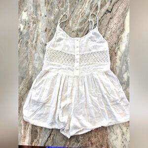Solemio White Lace Boho Romper M Medium - Spaghetti Strap Summer Festival Shorts